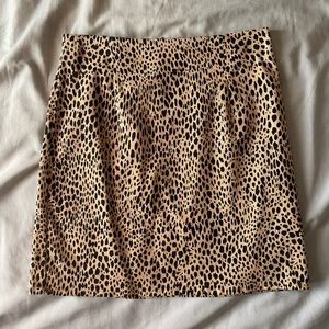 Brandy Melville leopard print skirt